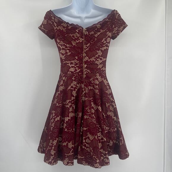 B Darlin Lace Skater Dress Sz 5/6 Holiday Wedding Off Shoulder Romantic Party - Picture 5 of 10